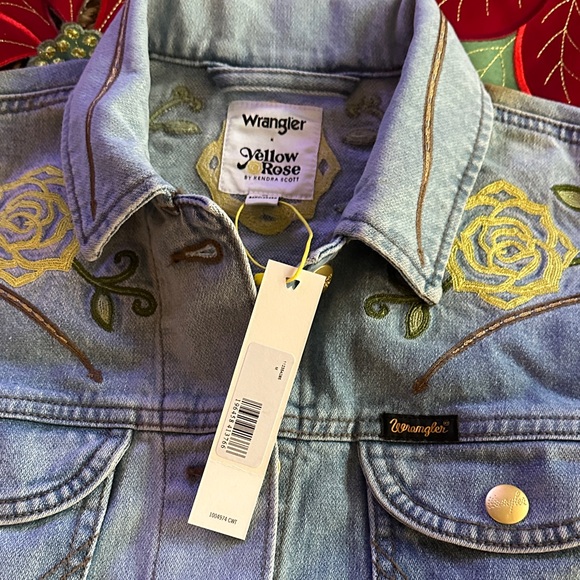 Wrangler womens Blue Denim Jacket with Kendra Scott Yellow Embroidery NWT - Picture 7 of 14
